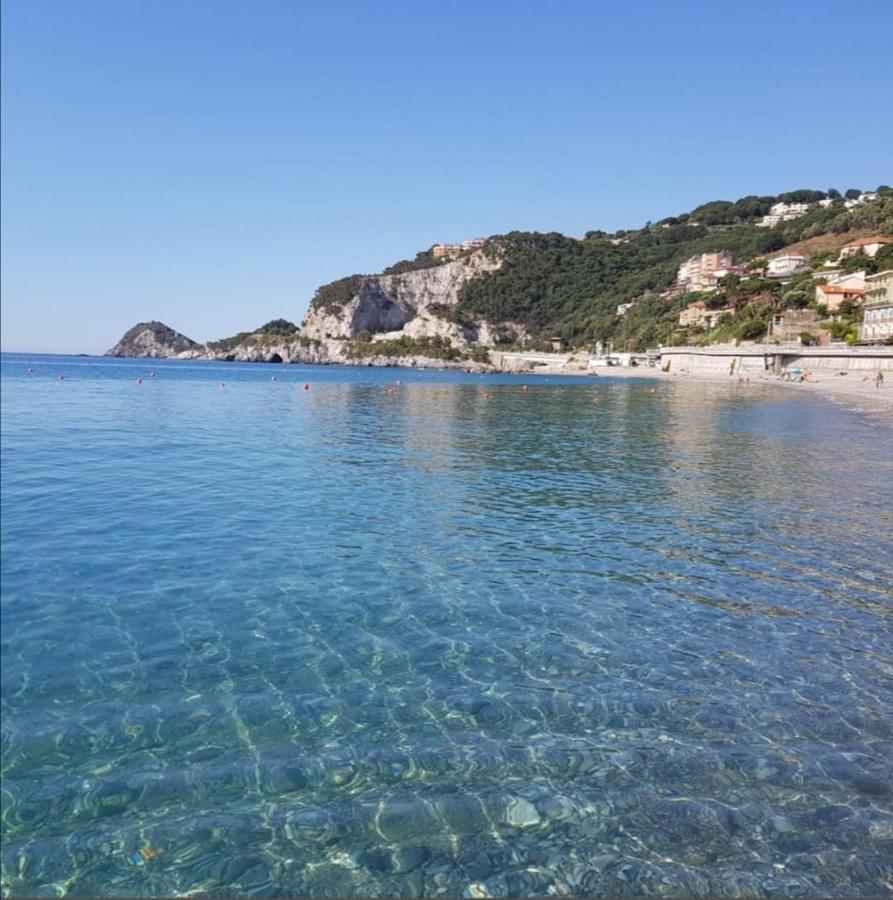 Appartamento Ca' Sandra Vado Ligure Extérieur photo